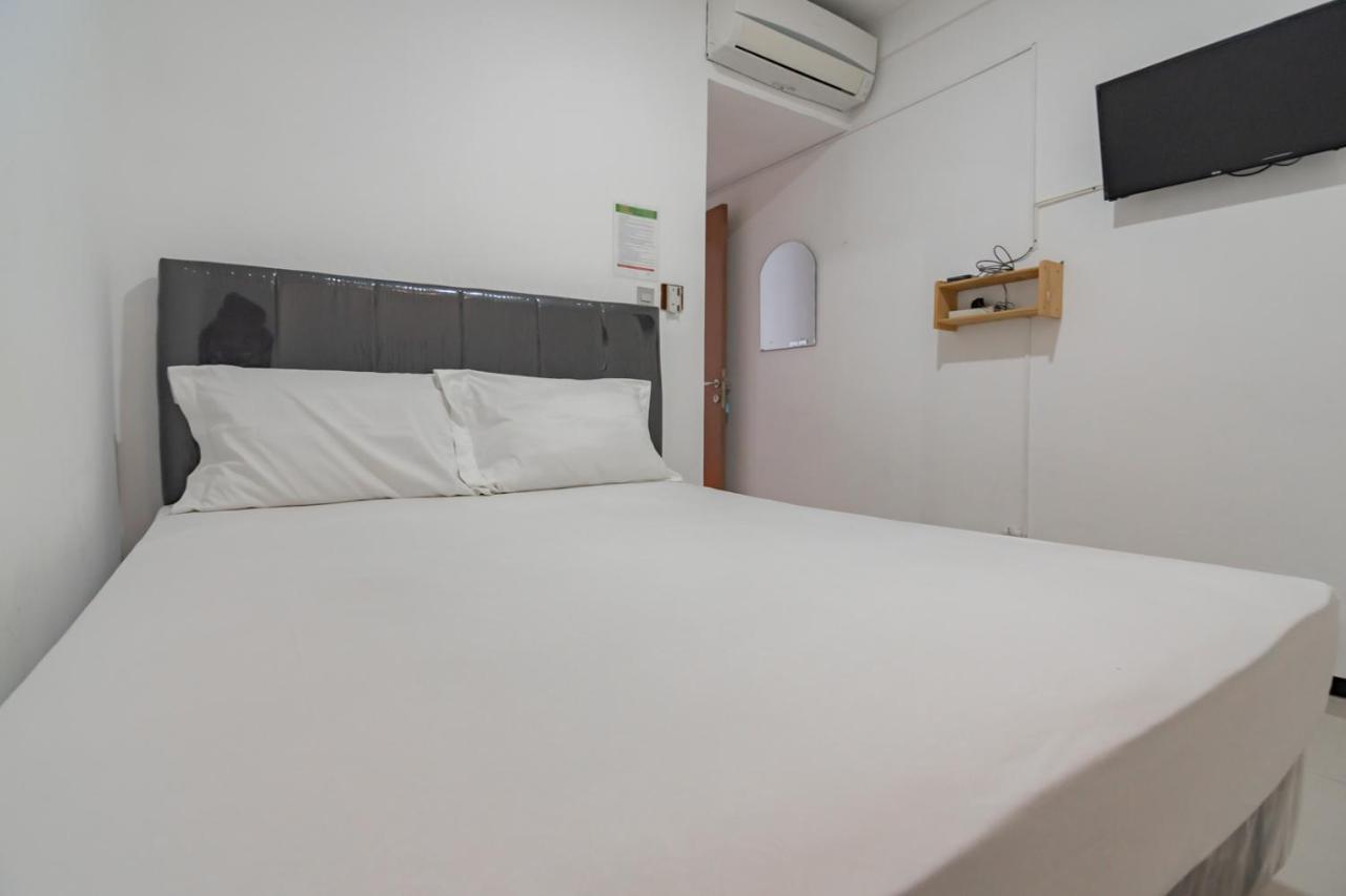 Hotel Koolkost At Jalan Urip Sumoharjo - Minumum 6 Nights Makassar